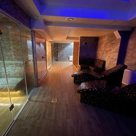 Plavi Bor زلاتيبور