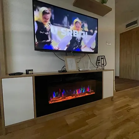 Plavi Bor * زلاتيبور