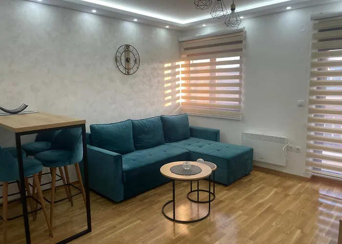 Plavi Bor アパート